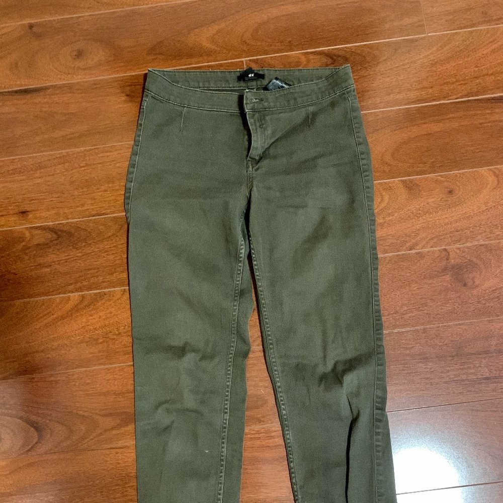 H&M Navy Green Jeggings
